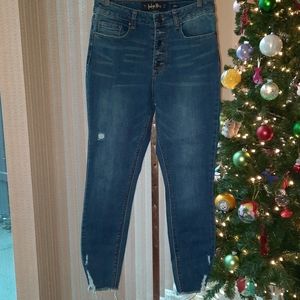 Indigo Rein sz 7 skinny jeans